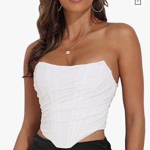NWOT WHITE CORSET STRAPLESS TOP
